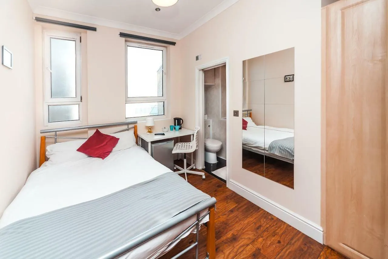 Private En-Suite Room @ Liverpool Street, Brick Ln Londres